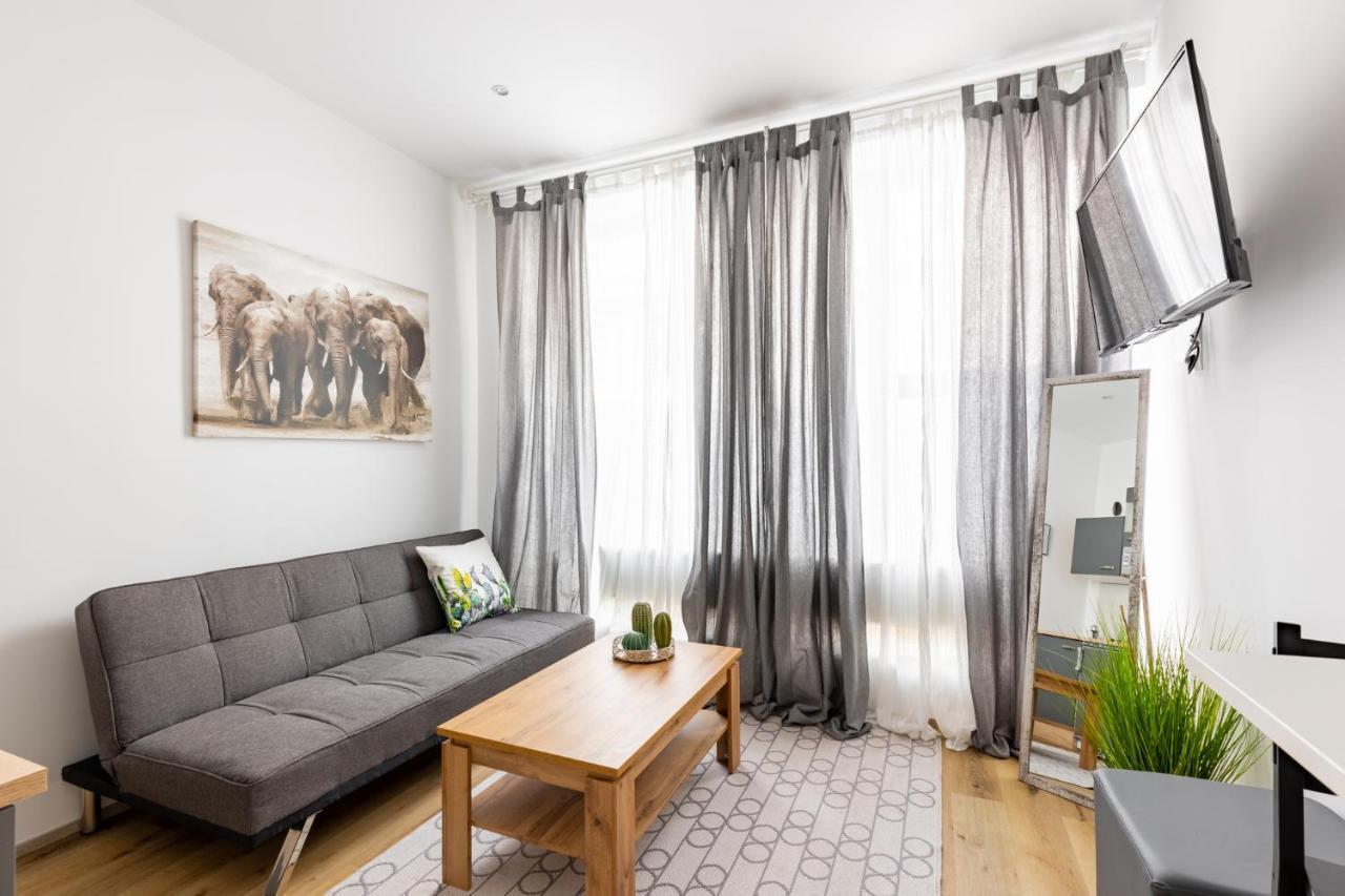 Budget Rooms West With Shared Kitchen Wien Eksteriør billede