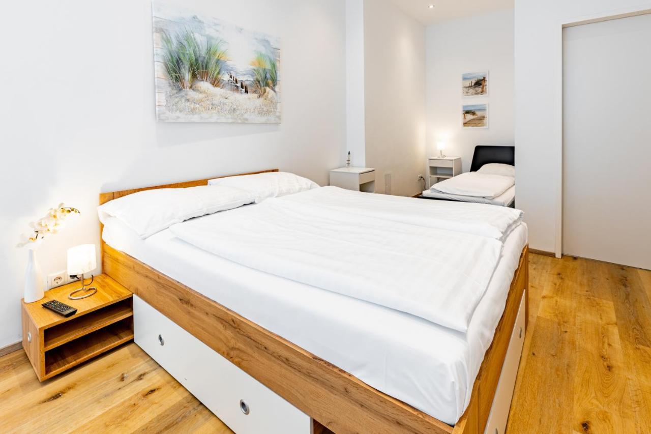 Budget Rooms West With Shared Kitchen Wien Eksteriør billede